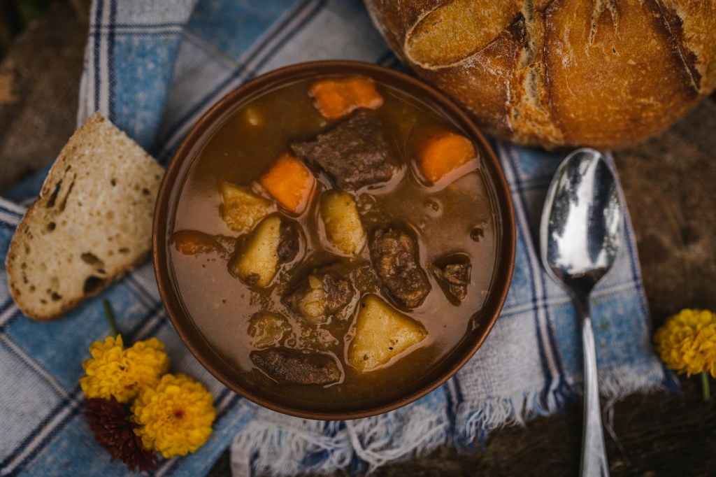 The Sunday Kettle: Old-Fashioned Hearty Beef&nbsp;Stew